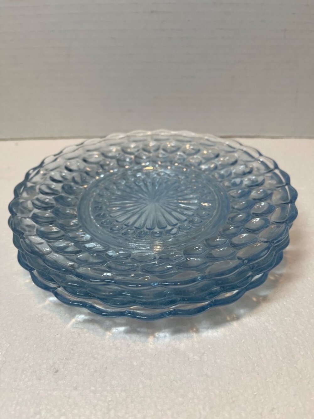 Set Of 4 Vintage Clear Glass Plates With Bubble Pattern Design 7 Inches Diameter